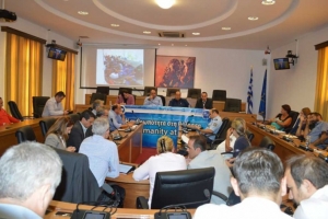 &Epsilon;&upsilon;&rho;&epsilon;ί&alpha; &sigma;ύ&sigma;&kappa;&epsilon;&psi;&eta; &Alpha;&sigma;&tau;&upsilon;&nu;&omicron;&mu;&iota;&kappa;ώ&nu; &Epsilon;&lambda;&lambda;ά&delta;&alpha;&sigmaf; &kappa;&alpha;&iota; EuroCop &sigma;&tau;&eta;&nu; &Kappa;&omega; &gamma;&iota;&alpha; &tau;&omicron; &mu;&epsilon;&tau;&alpha;&nu;&alpha;&sigma;&tau;&epsilon;&upsilon;&tau;&iota;&kappa;ό