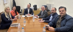 &Epsilon;&nu;&eta;&mu;&epsilon;&rho;ώ&sigma;&alpha;&mu;&epsilon; &tau;&omicron;&nu; &Tau;&omicron;&mu;&epsilon;ά&rho;&chi;&eta; &Pi;&rho;&omicron;&sigma;&tau;&alpha;&sigma;ί&alpha;&sigmaf; &tau;&omicron;&upsilon; &Pi;&omicron;&lambda;ί&tau;&eta; &tau;&omicron;&upsilon; &Sigma;&Upsilon;&Rho;&Iota;&Zeta;&Alpha;-&Pi;&Sigma;  &kappa;. &Kappa;&omega;&nu;&sigma;&tau;&alpha;&nu;&tau;ί&nu;&omicron; &Mu;&Pi;&Alpha;&Rho;&Kappa;&Alpha; &gamma;&iota;&alpha; &tau;&alpha; &alpha;&iota;&tau;ή&mu;&alpha;&tau;ά &mu;&alpha;&sigmaf;