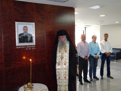 Τρισάγιο στη μνήμη του αείμνηστου Ταξιάρχου Γεώργιου ΒΑΣΙΛΑΚΗ - Η τρομοκρατία δεν αντιμετωπίζεται με φραστικές καταδίκες και κροκοδείλια δάκρυα